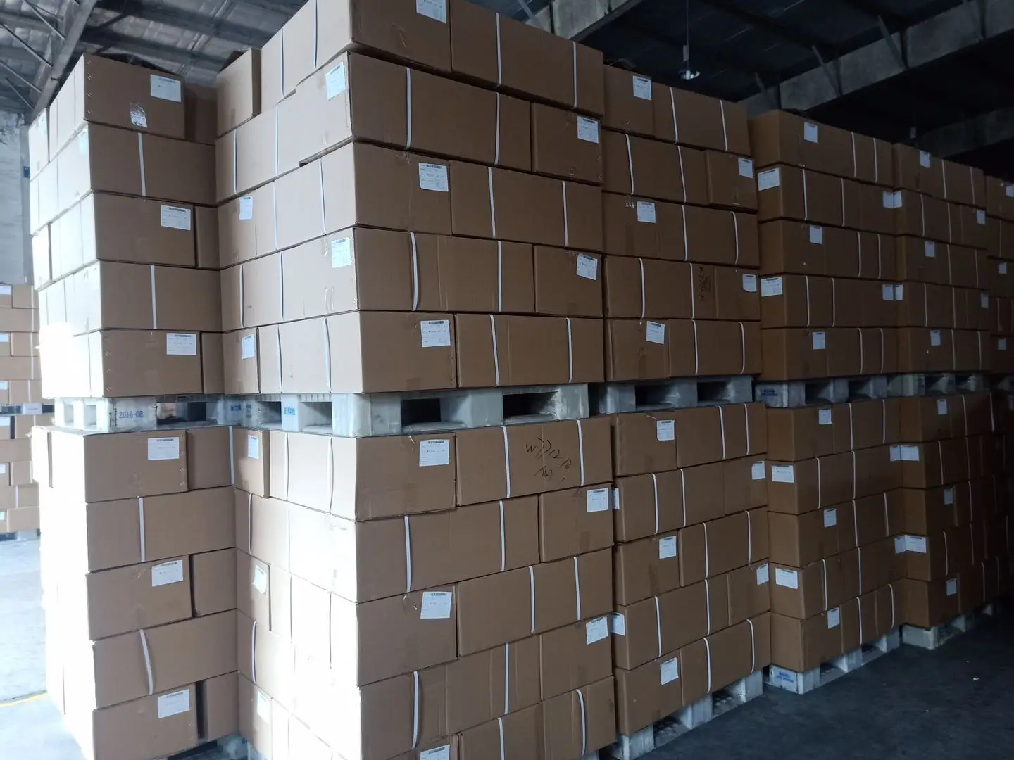 Пищевой аскорбат кальция 98% CAS NO 5743-28-2