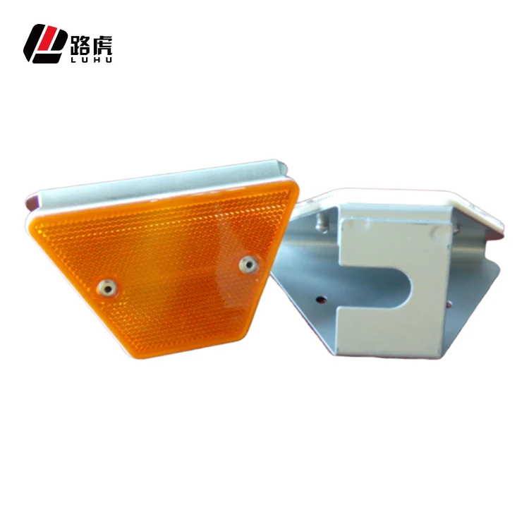 High Visible Delineator Highway Road Reflective trapezoid Guardrail Delineator