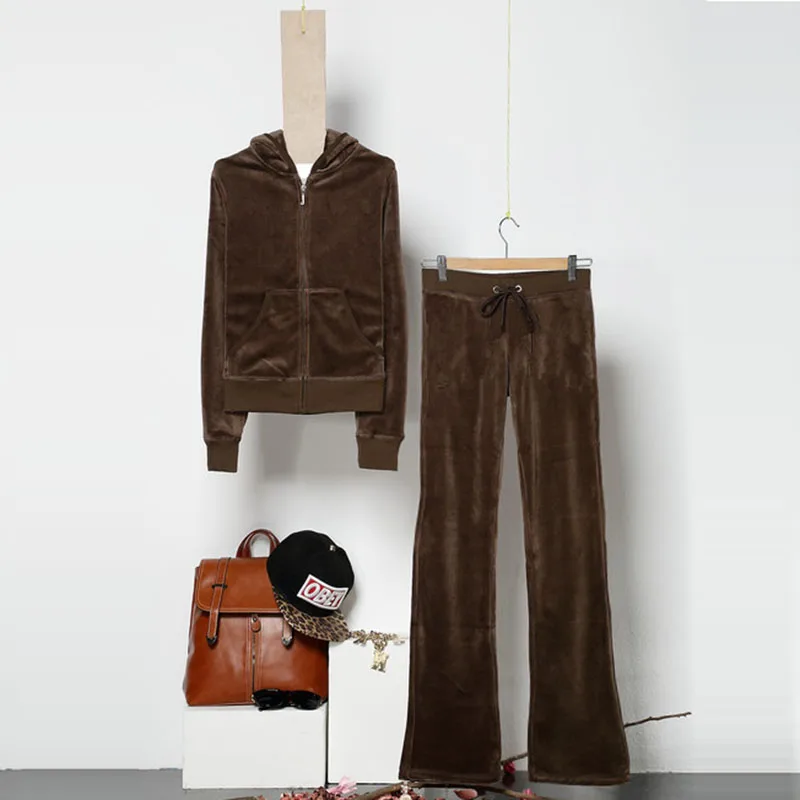 Spring Fall Winter Ladies Brand Gold Velvet Fabric Sports Suit Custom Women Velour Tracksuit With Logo