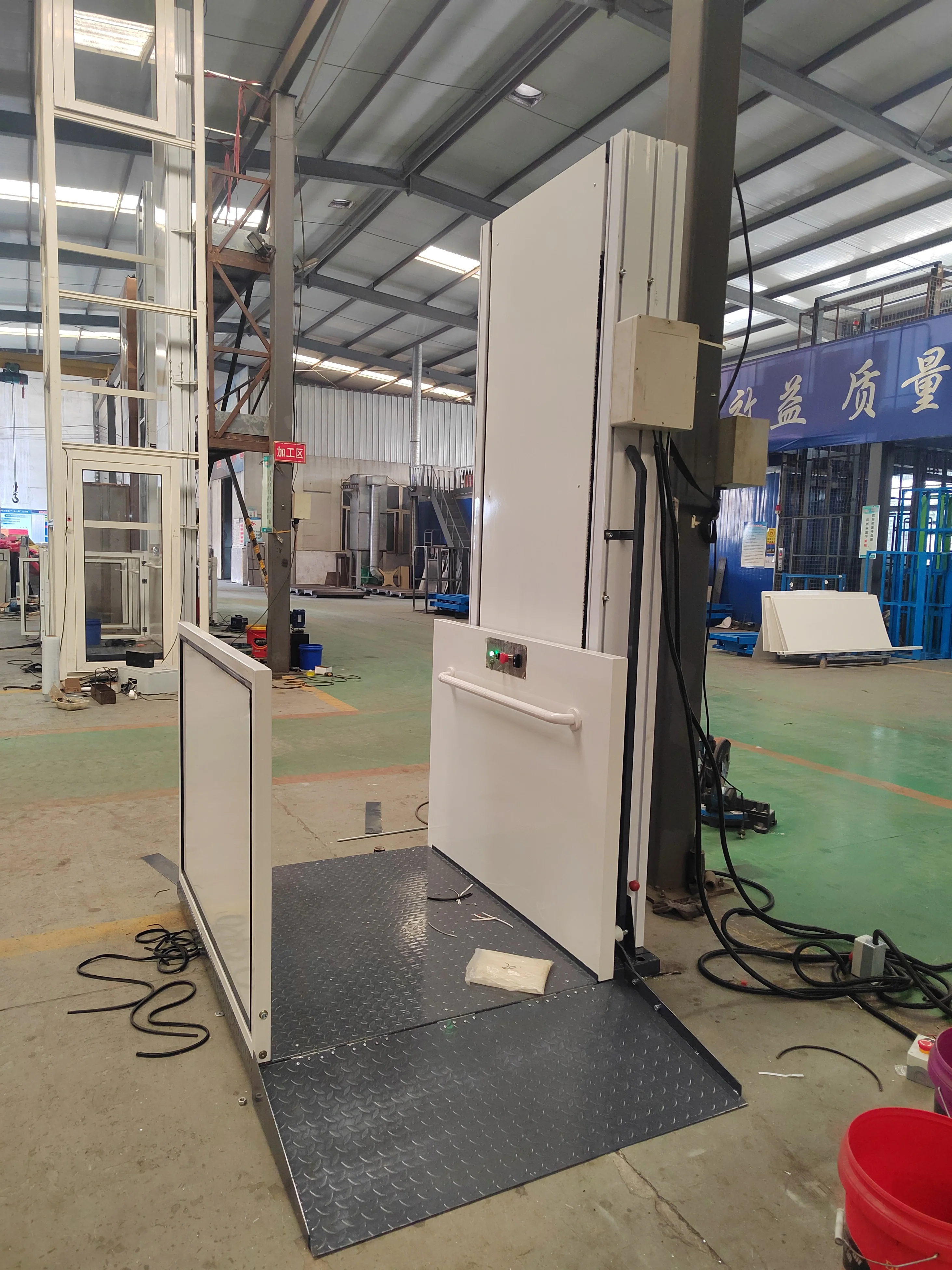 Domestic Elderly Electric Door Motor Personal Staff Elevator disabled Person  Lift Stair Two Floor Home Elevator