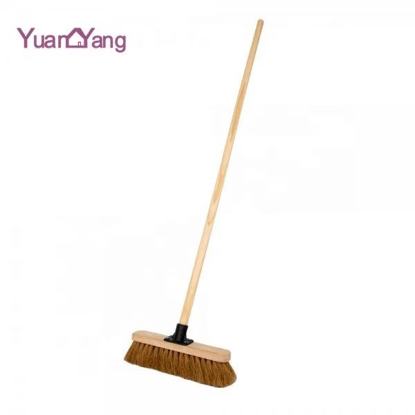Wholesale Superior Quality Natural Wood Pole Wooden Handle Brooms