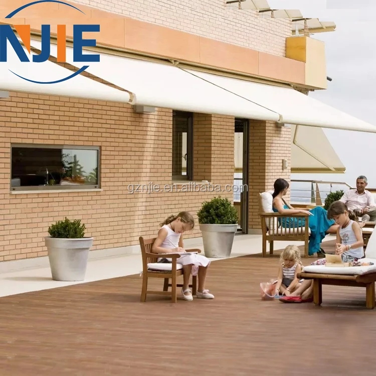 Electric aluminum retractable pergola roof awning with retractable awning arms