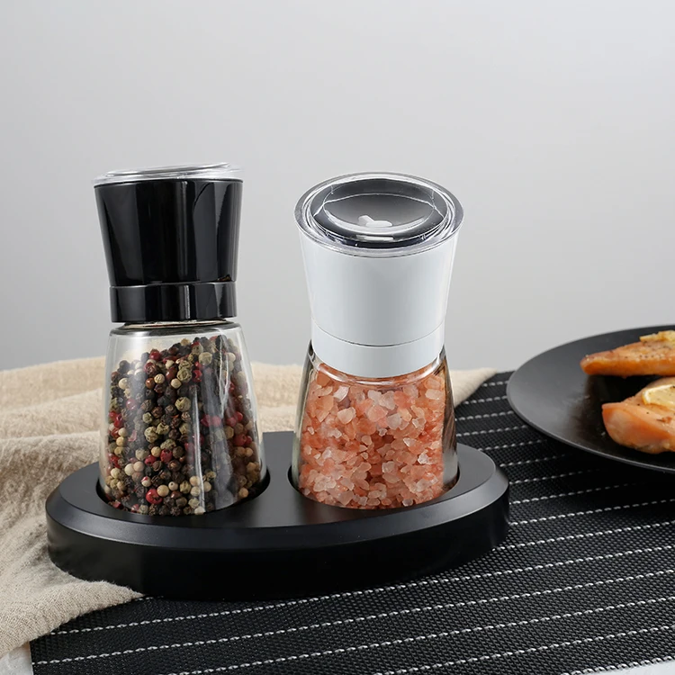 Kitchen Gadgets Black and White Pepper Grinder Set High Quality Ceramic Core Spice Mills Salt and Pepper Grinder Set