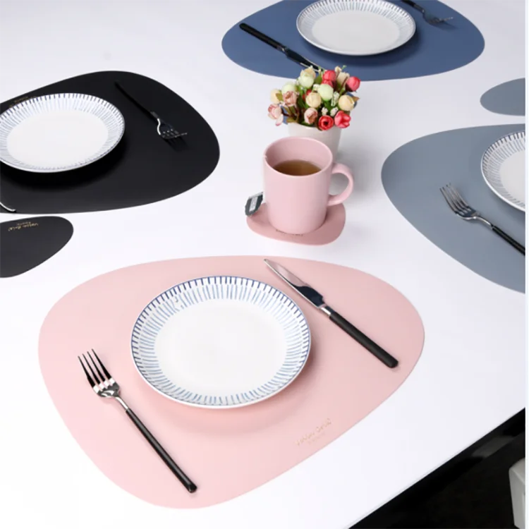 Faux Leather  Easy to Clean Stain Resistant Heat waterproof Placemats Set Round PU Dinning Table Mats Durable Plate Mats
