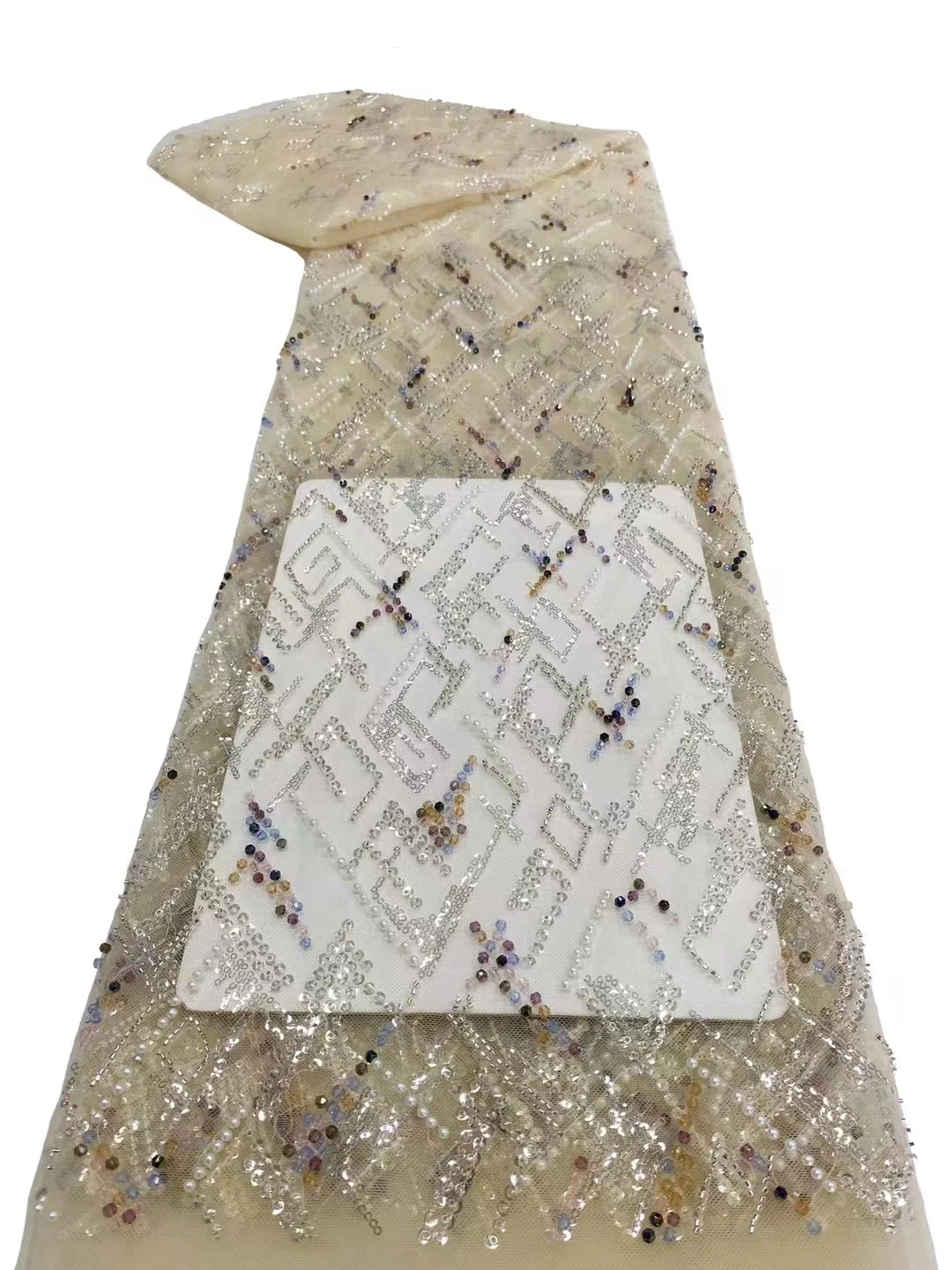 High Quality Cheap Price Rectangular Grid Shape Premium Glitter Bead Embroidery With Rectangular Lines