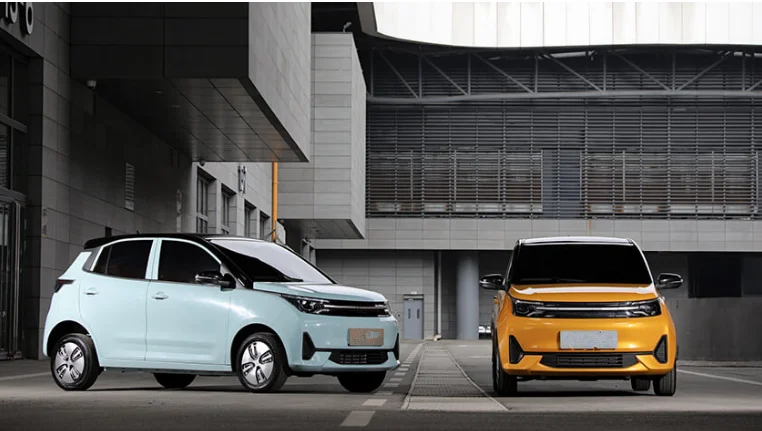 High speed car right hand drive electric car with solar panel mr bean car RHD cheapest price