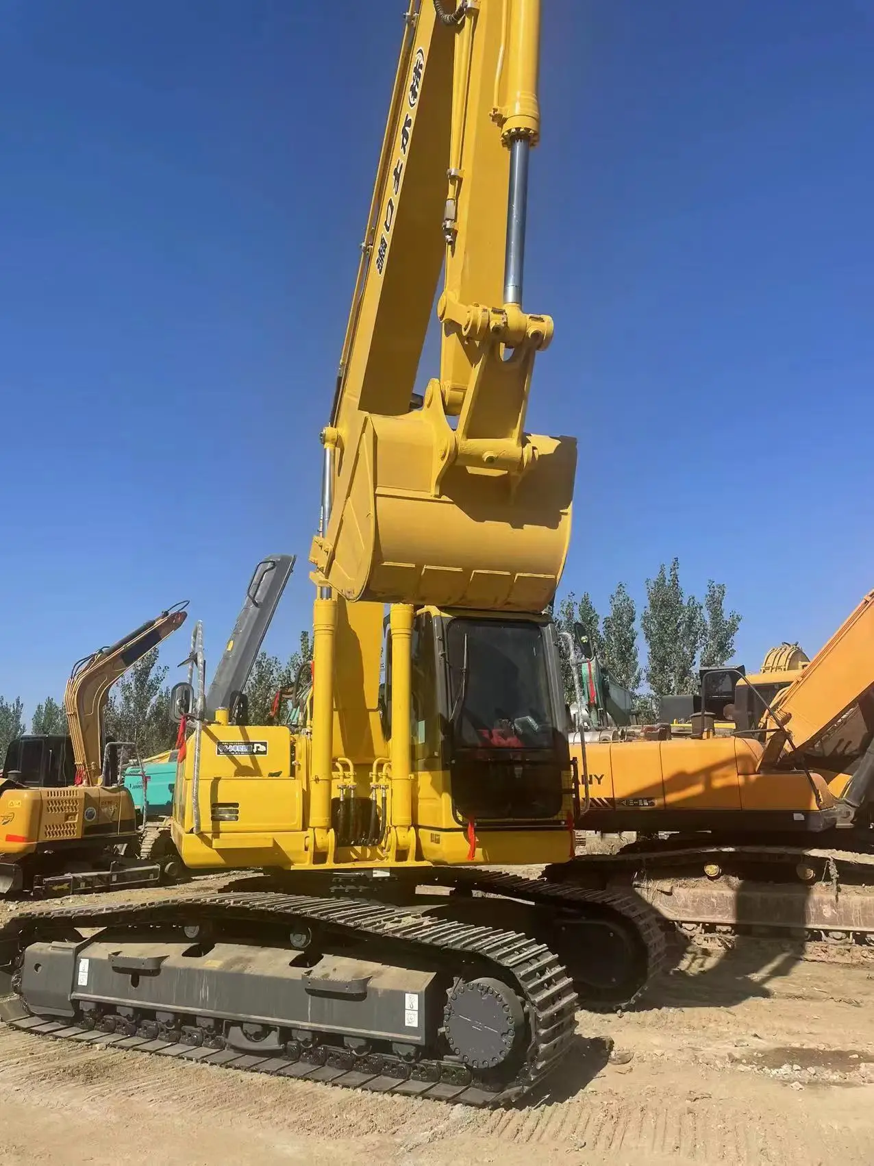 Original Japan Used Excavator Komatsu PC210LC Wider Track Excavator Komatsu 21 tons Large Heavy Construction Machine for Sale
