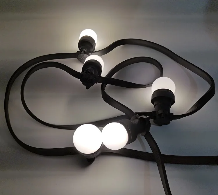 milky globe bulb (7).jpg