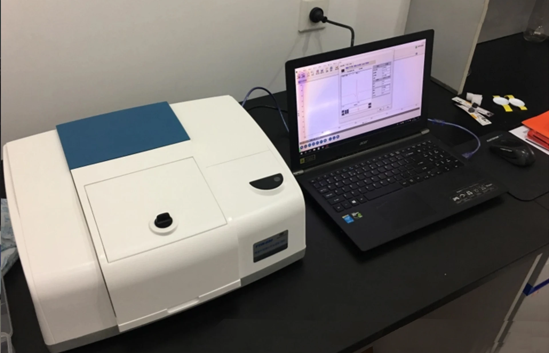 Portable Laboratory Fourier Transform Infrared Spectrometer Price FTIR Spectrophotometer