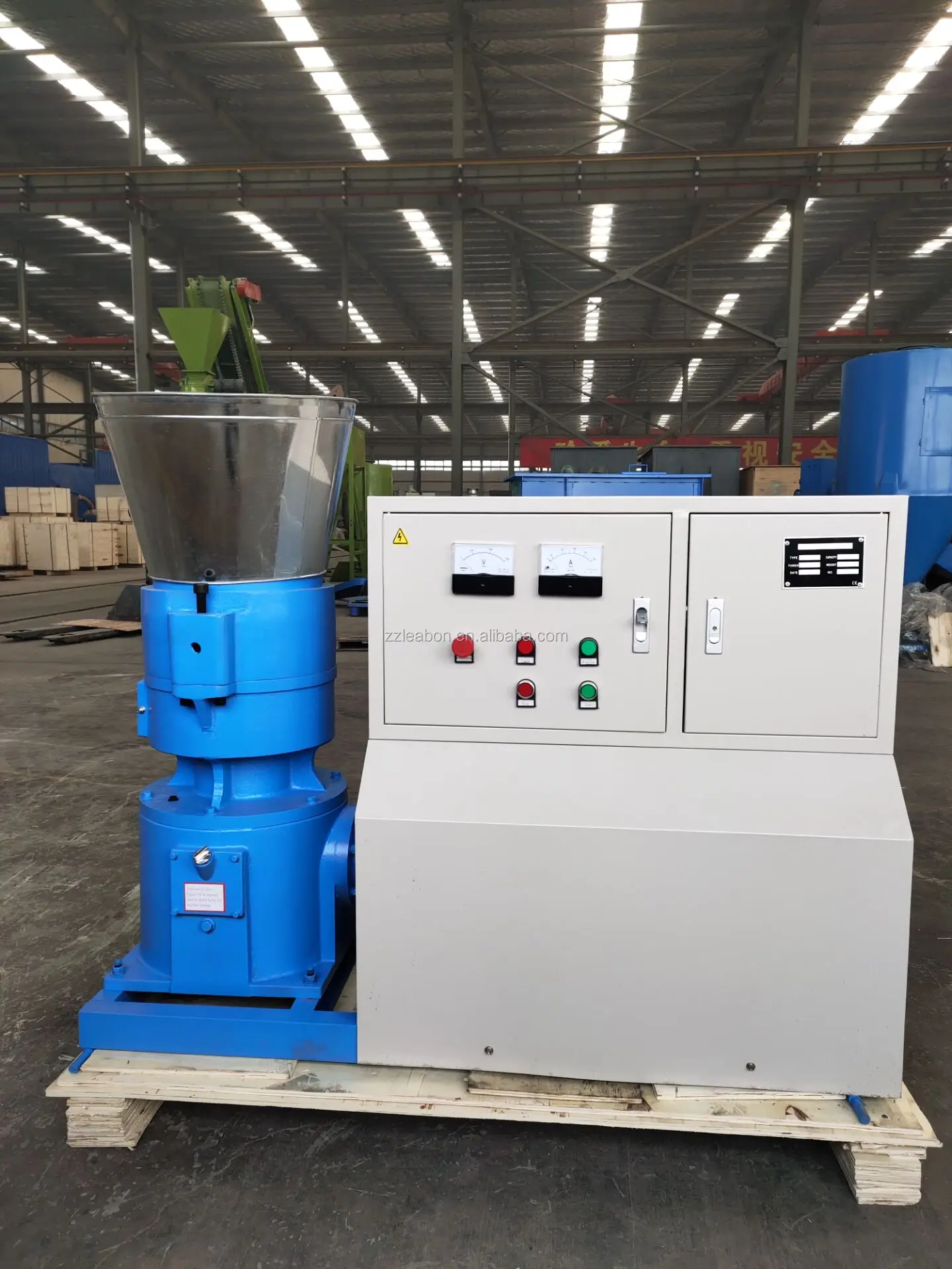 500 Kg Poultry Cattle Rabbit Feed Mill Machine Animal Feed Pellet Milling Machine