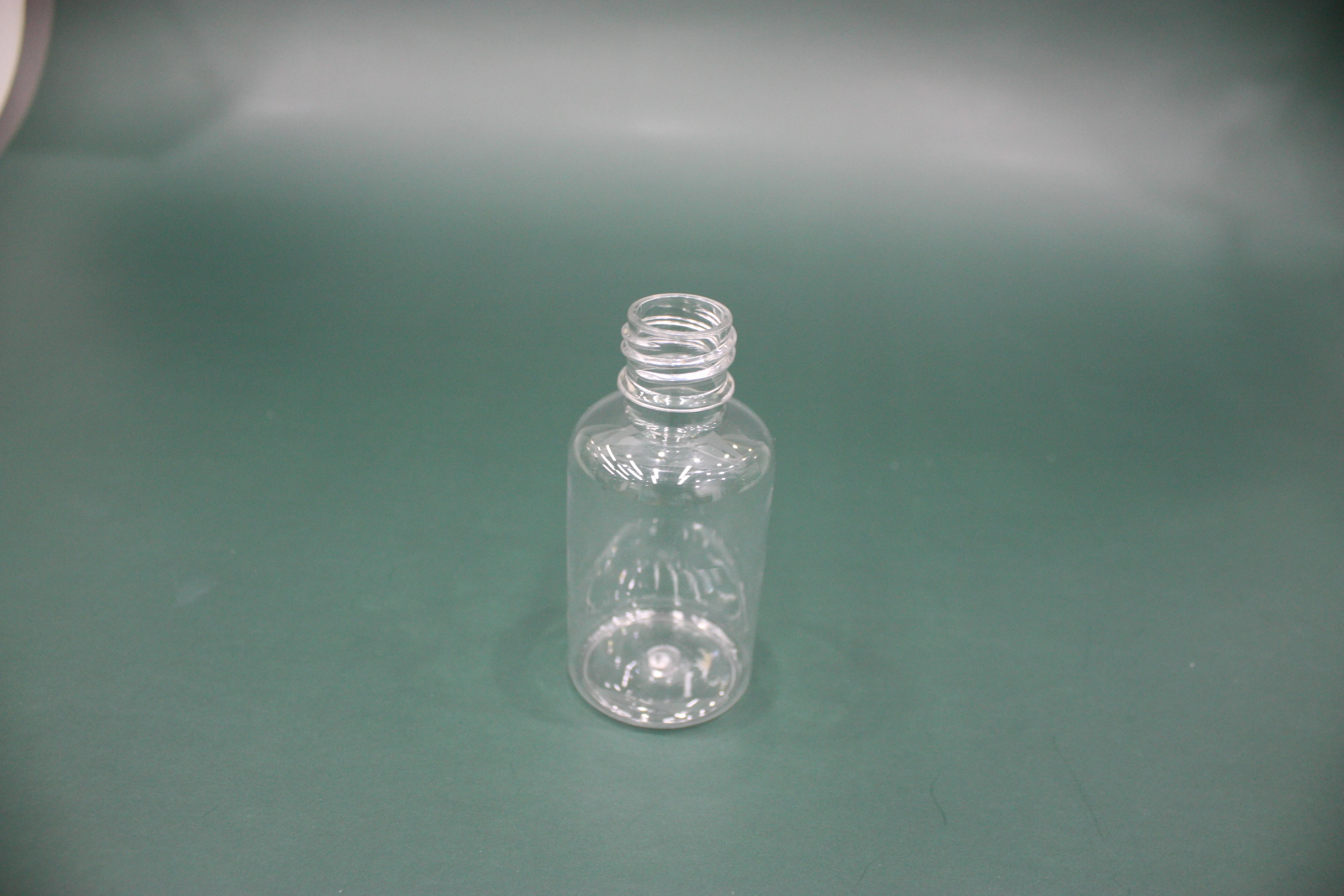 Amber Plastic Lotion Bottle Flip Top Cap Bottle Hotel Travel Size Mini Shower Gel Body Wash Toner PET Bottle