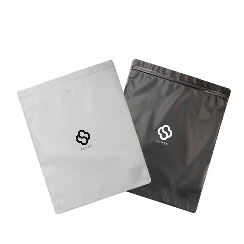 Custom Logo Color Shirt Packaging Plastic Bag Clothes Reseal Pouch Bags T-Shirt with Zip Lock