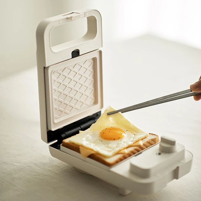 Mini Portable Sandwich Maker Breakfast Non Stick Surface Plates Small Waffle Maker Machine Multi Sandwich Maker