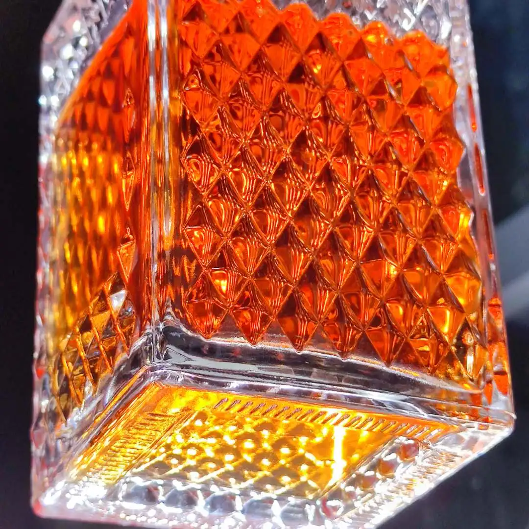 Customized decoration High Quality Alcohol Glass Bottles 500ml 700ml 750ml For Spirits Liquor Whiskey Buy Alcohol Glass Bottle