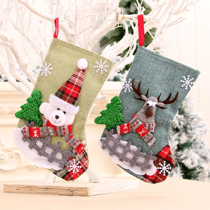 New linen medium Christmas socks Santa Claus Christmas decorations Christmas gift bag in socks
