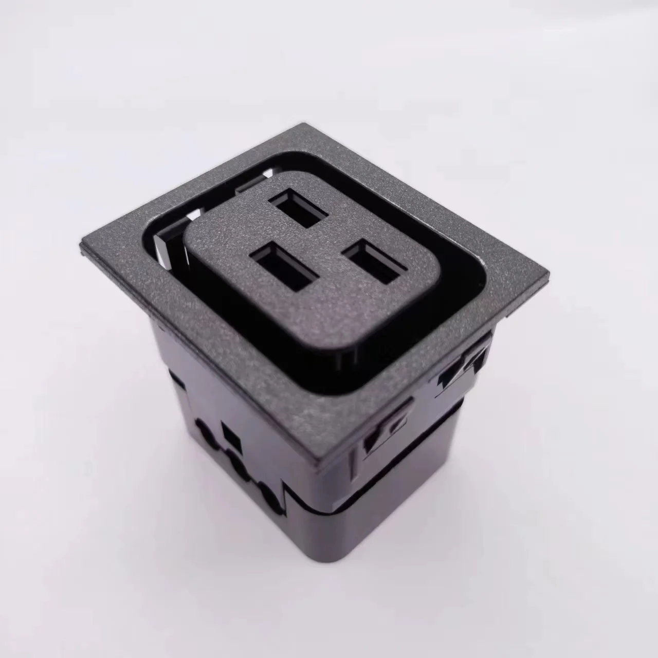 20A 250V IEC 320 C19 AC power socket desktop socket pdu socket