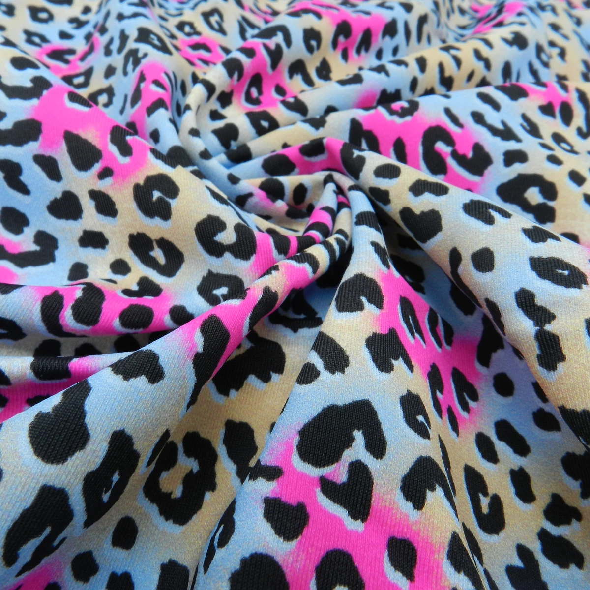 Fashion Style Leopard Print Striped Rib Sweatshirt Sportswear Knitted Jersey Fabric Sportswear Fabric Manufacturers