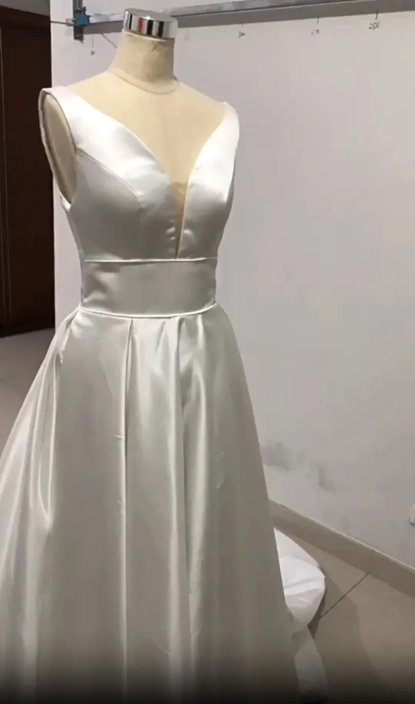 China factory satin wedding dress fashion long wedding dresses satin white satin wedding dress