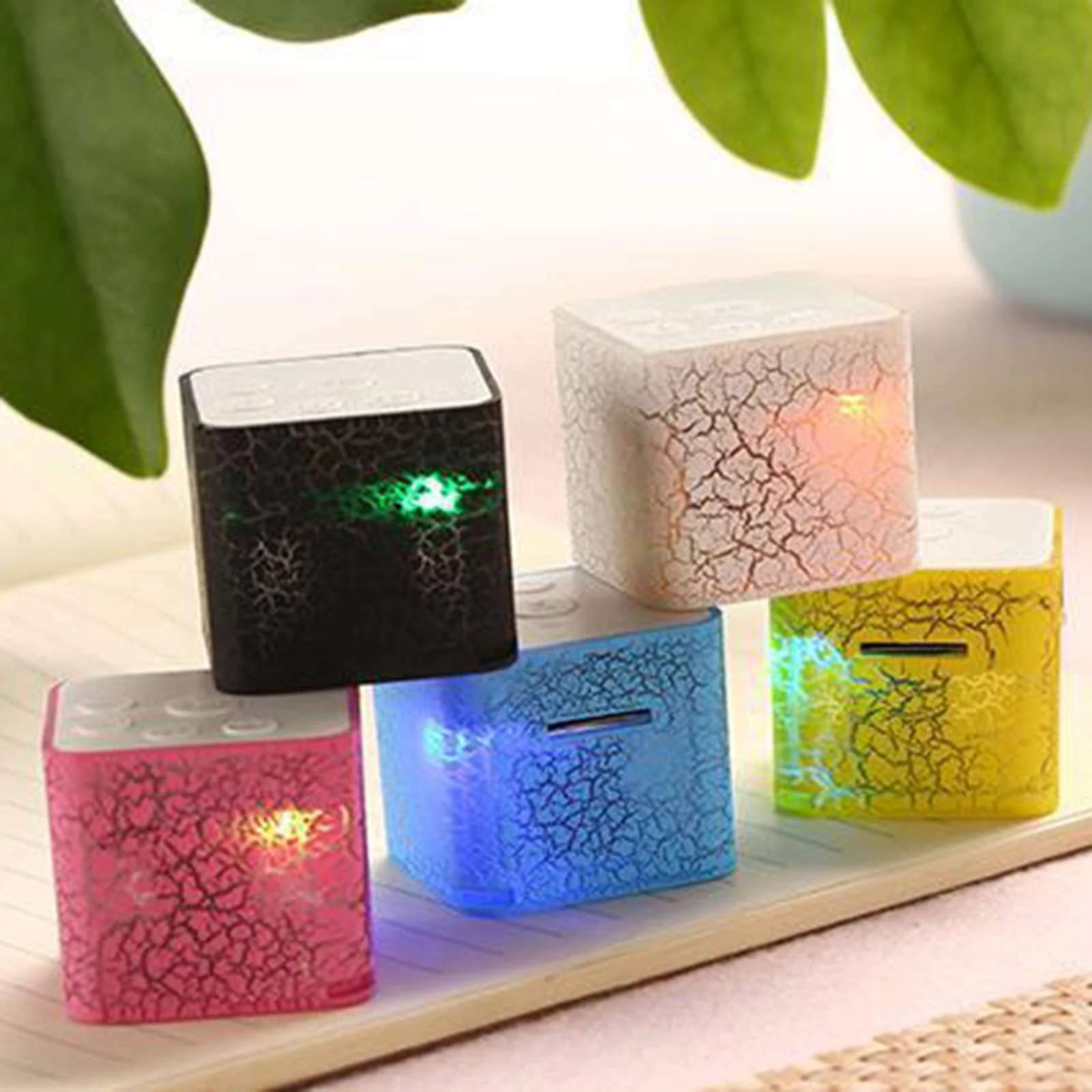 Cheapest OEM rechargeable battery car audio Crack Square Burst Pattern Portable mini Mp3 USB Player with Speaker Support card