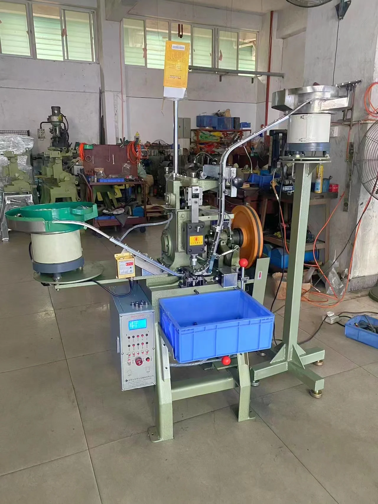 Automatic Snap double sided vibrating disc combined machine