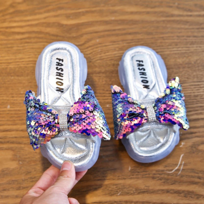 
Fashion Kids Girls Outdoor Glitter Bling Bow Slides Sandals Slippers Summer Soft PVC Jelly Slippers Shoes Manufacturer 