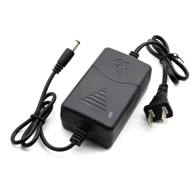 Европейский стандарт 12V1A Настольный двухпроводный адаптер питания стабилизированный ножной безопасный ТВ-монитор 12 Вт блок