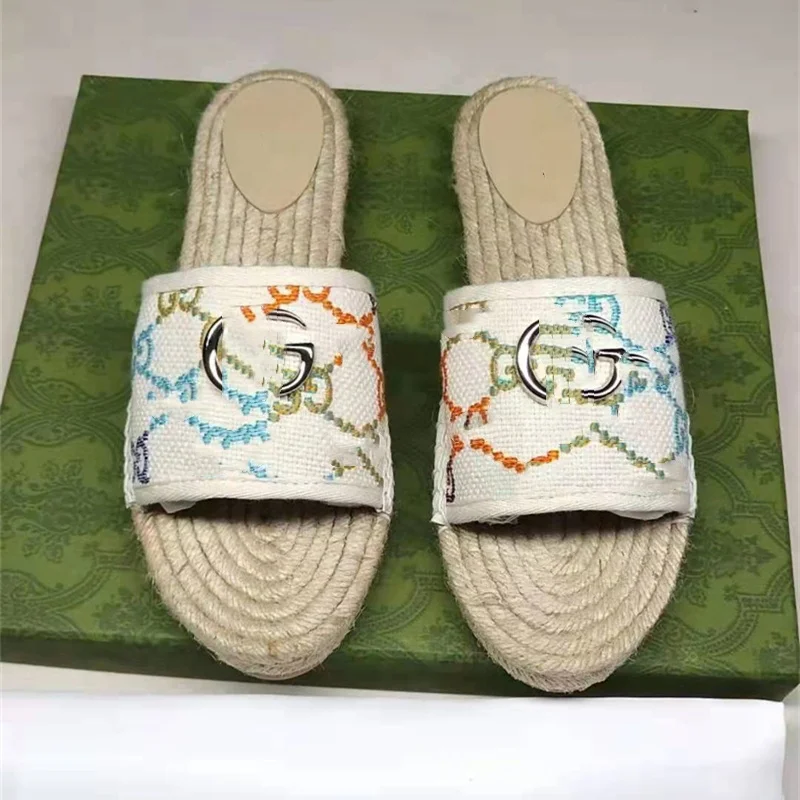 Fashion High Quality Women Luxury Designer Famous Brand Slippers Shoes Women Sandals Summer Beach Flat Sandals