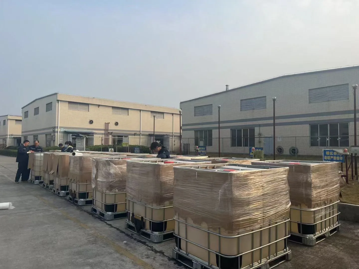 Waterproofing Materials Heat Resistant Polyurethane Waterproof Coating Roof Paint for roof