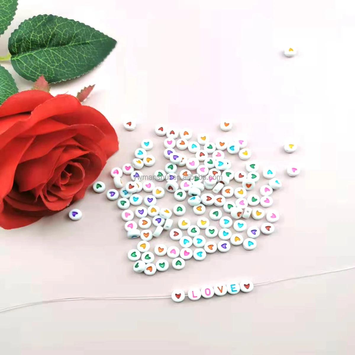 100 шт Акриловые кубик алфавита бусины сердце дизайн бусины для DIY ювелирных изделий