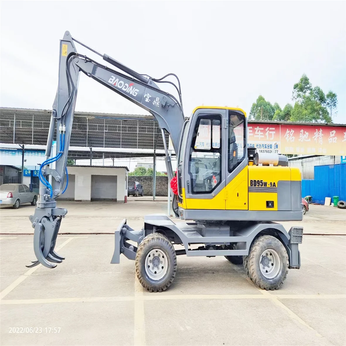 8 tons used excavator china used wheel excavator sale in Dubai BD95W