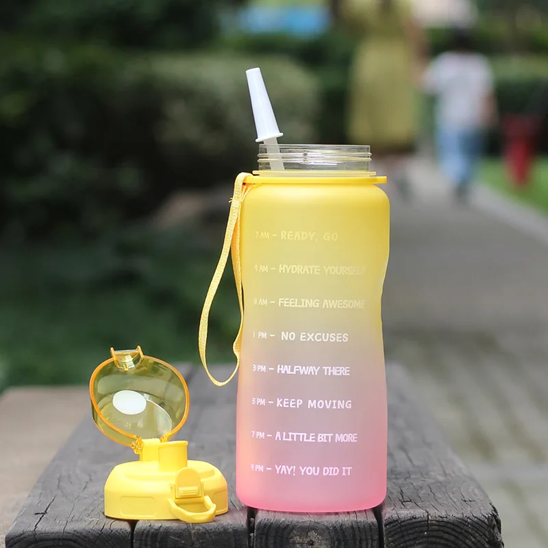 2200ml Amazon Hot Sales Plastic Water Bottle Colorful PC Large Capacity Sports Bottle with the Handle and Straw