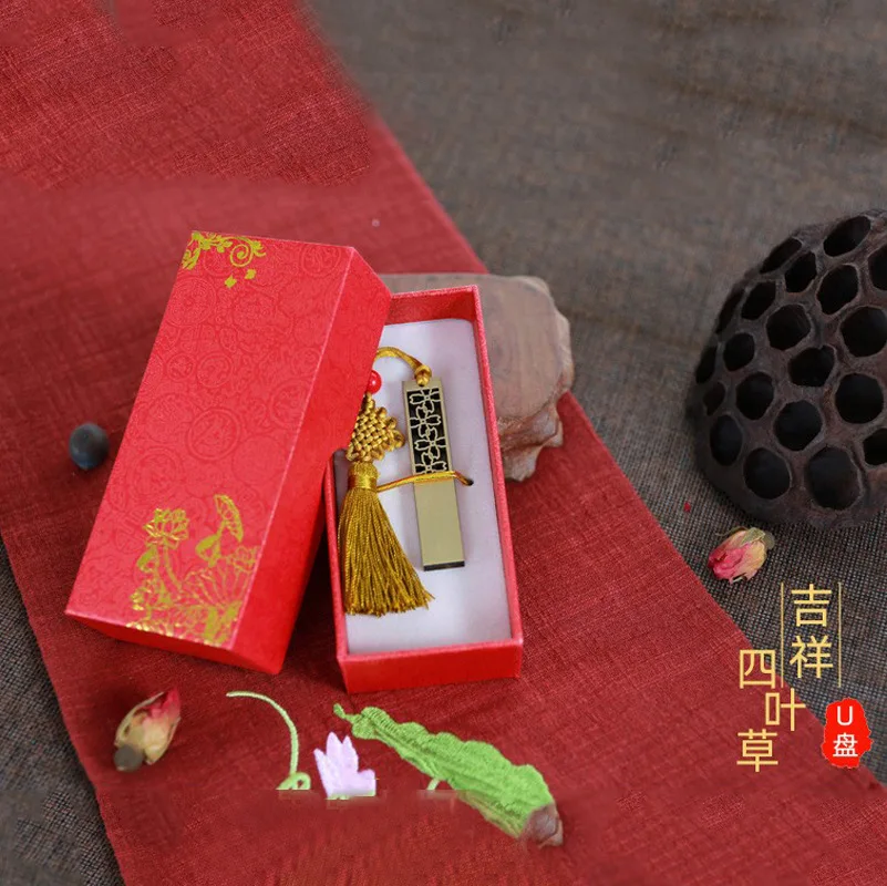 Retro Chinese wind brass antique u disk four leaf clover copper coins happy exhibition gifts wedding U Disk  lettering logo