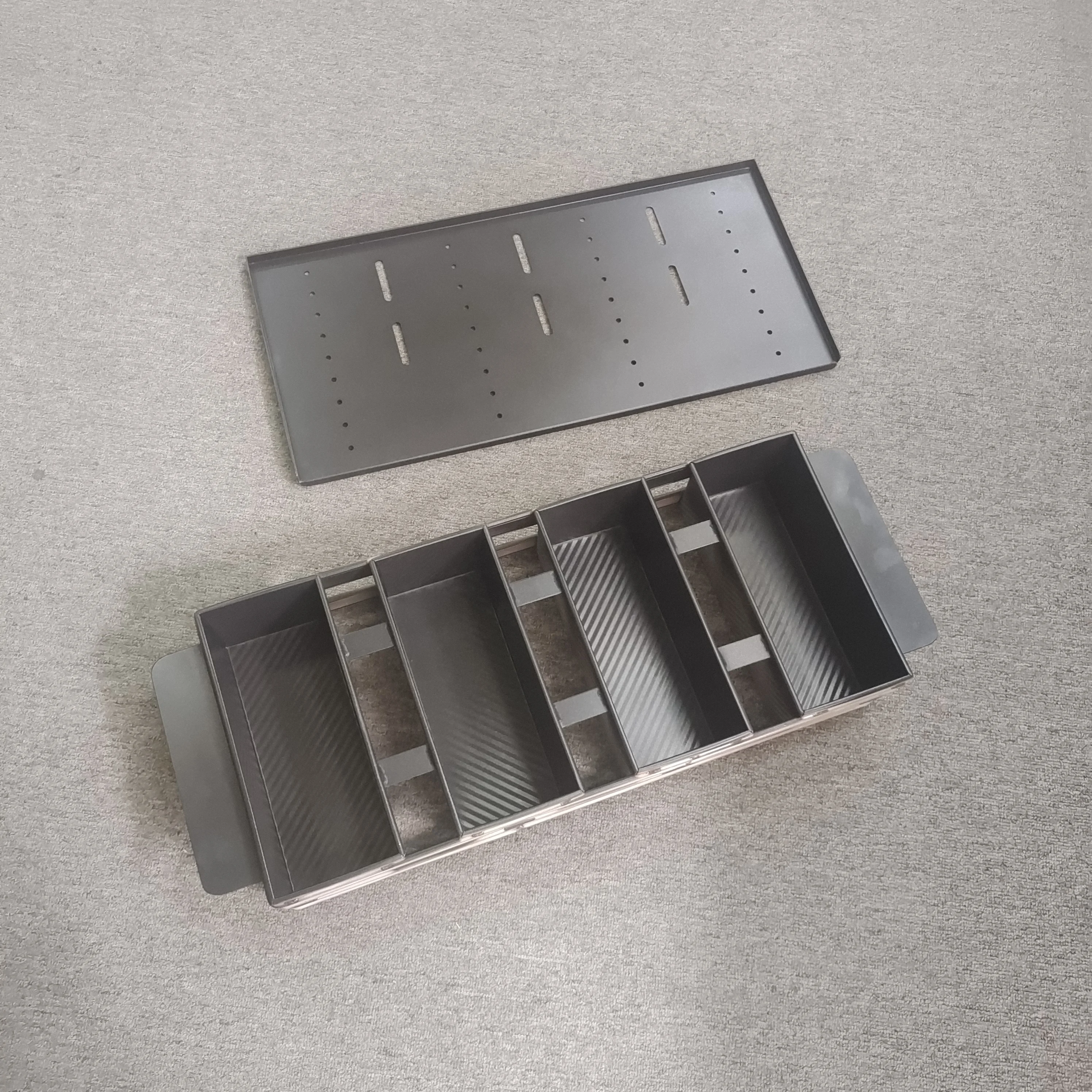 Nonstick Quick Release Baking  Pans Rectangle Mold   Strapped Loaf Pan  Metal Bread Pans