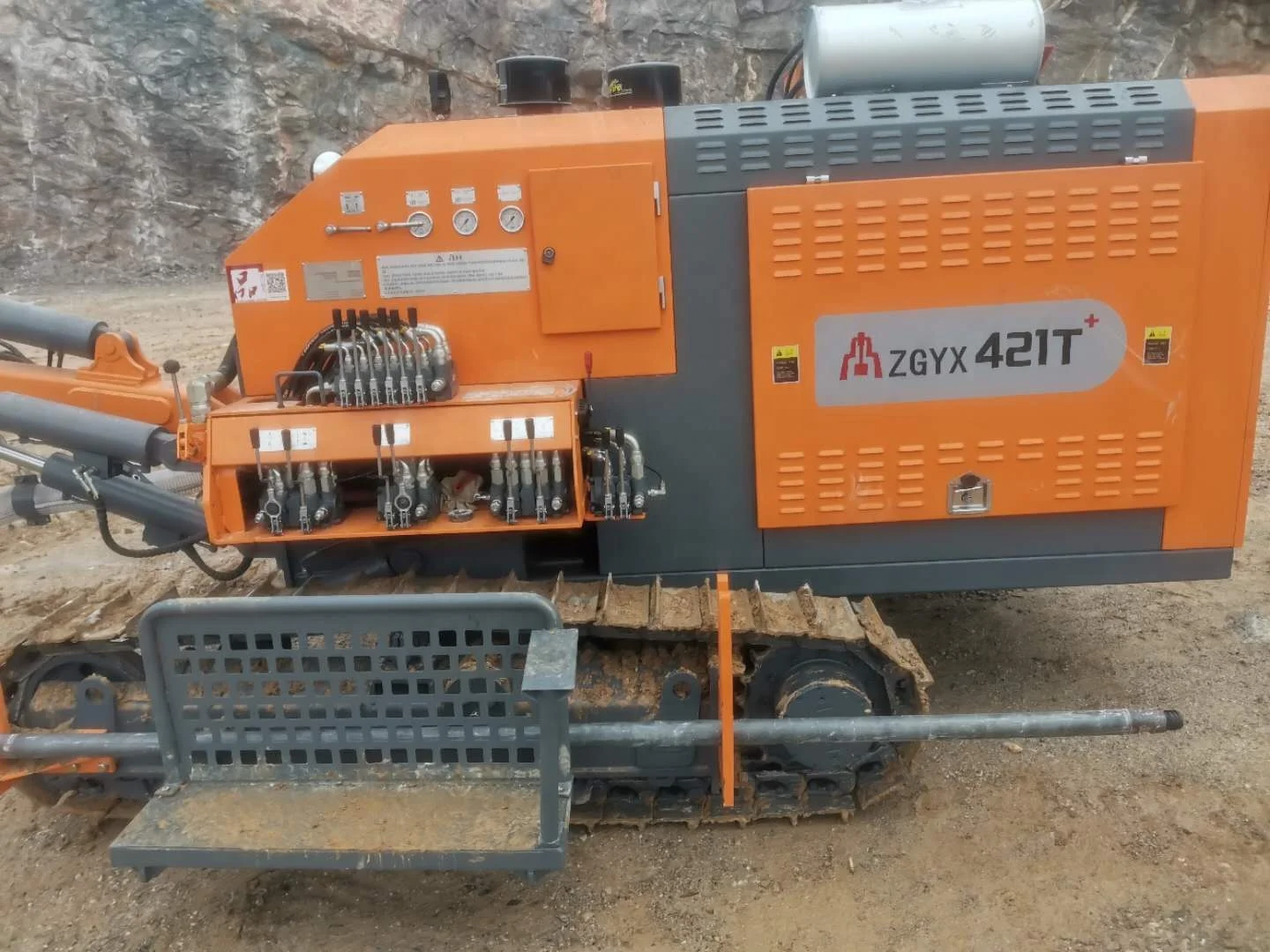 ZGYX421 25m crawler DTH drill rig diesel engine mine borehole rock pile driver machine