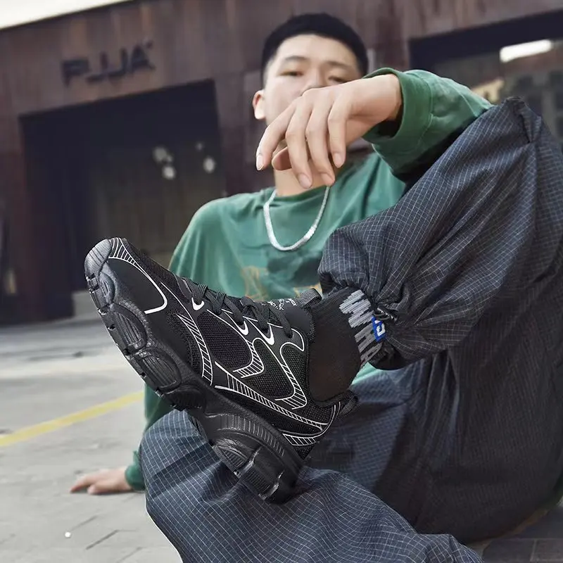 Wholesale OEM ODM Factory Personalized Branding Chunky Thick Sole Black Men Casual Running Shoes Design Custom Logo Men Shoes