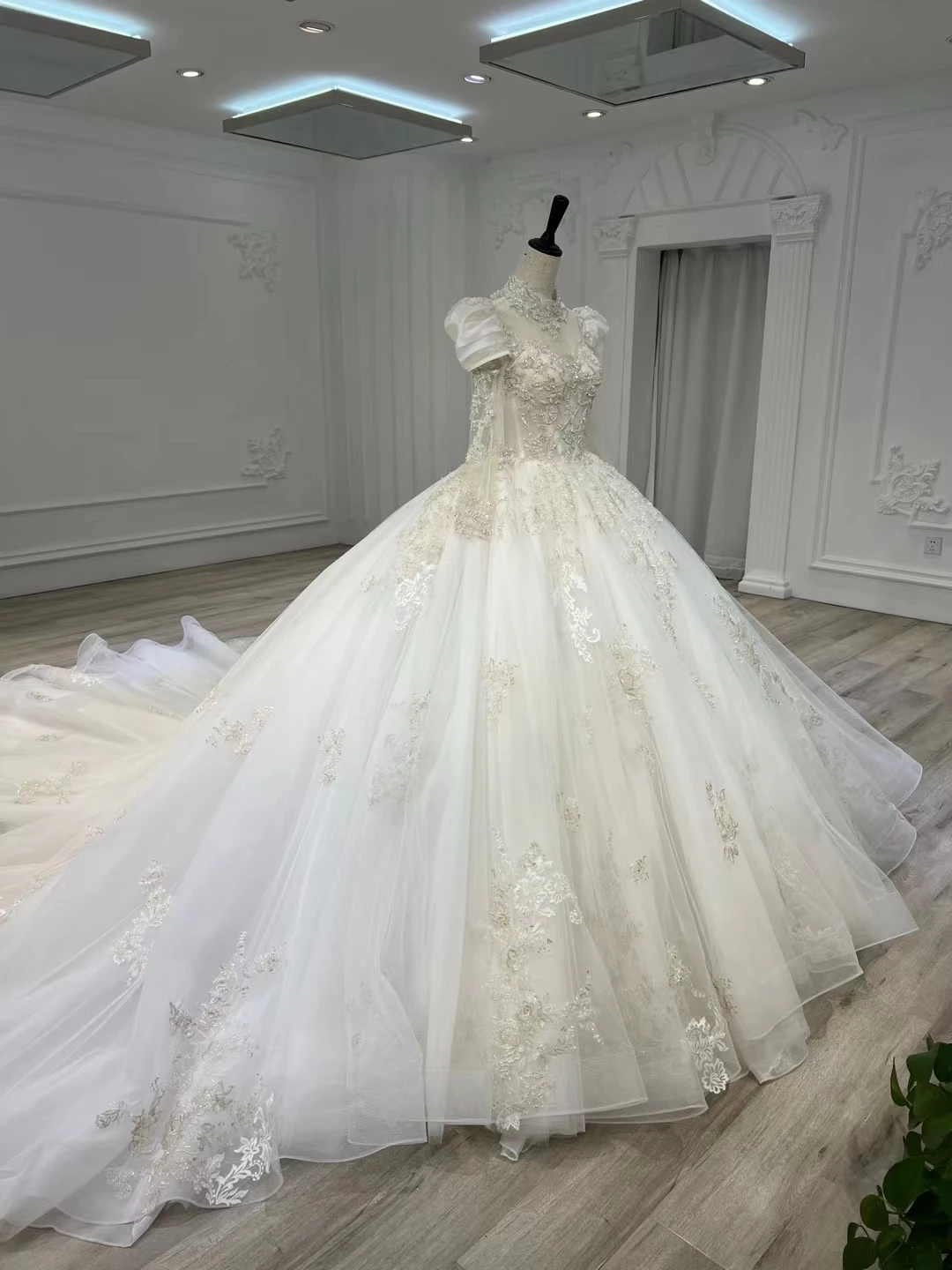 White Bridal Dresses 2022 Lace Wedding Dresses Women Bridal Classic Wedding Dresses