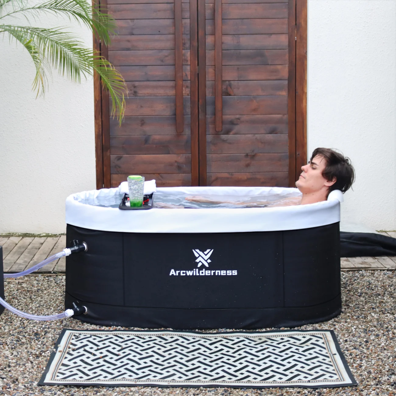 2024 Replaceable Inner Liner Oval Cold Plunge 385L Anti-air Leakage Ice Bath Tub Insulated Ice Pod Portable Foldable Ice Barrel