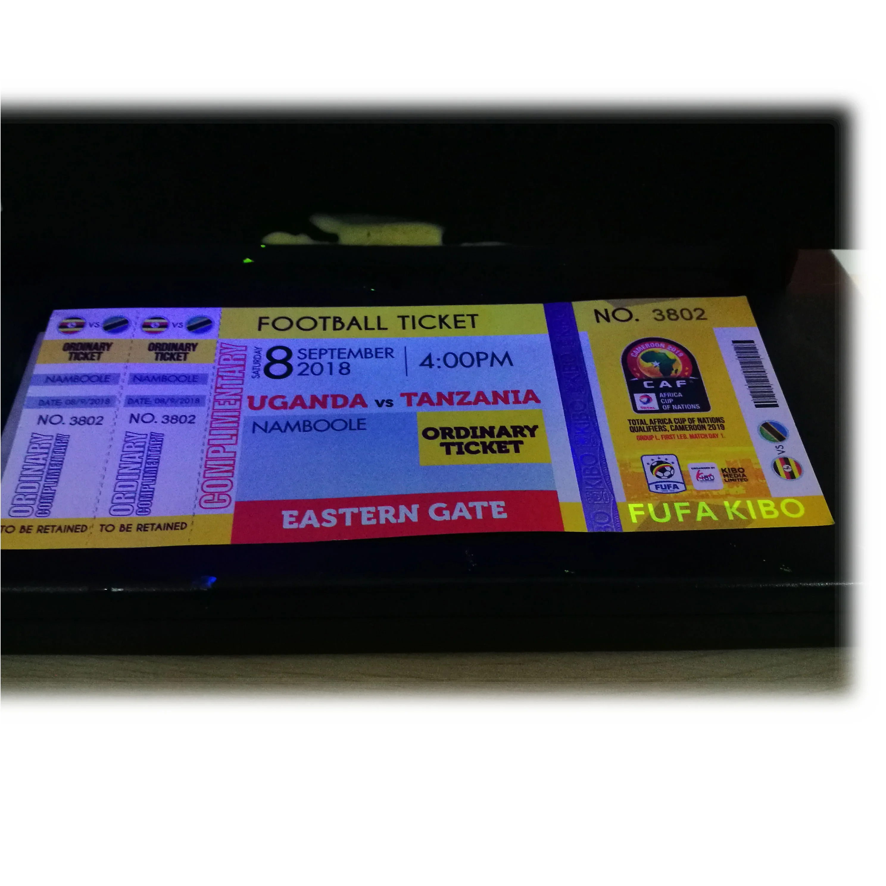 Custom design anti-counterfeiting covert fiber printing certificate paper invisible certificate printing