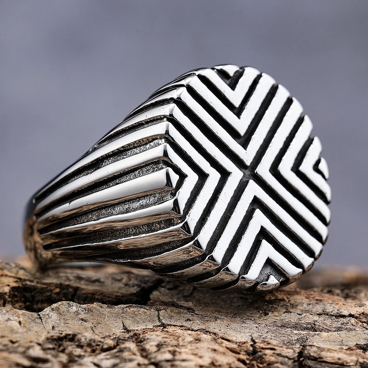 High Quality Vintage Stripes Link Gemstone Ring Anillo Statement Stainless Steel Men Biker Finger Ring