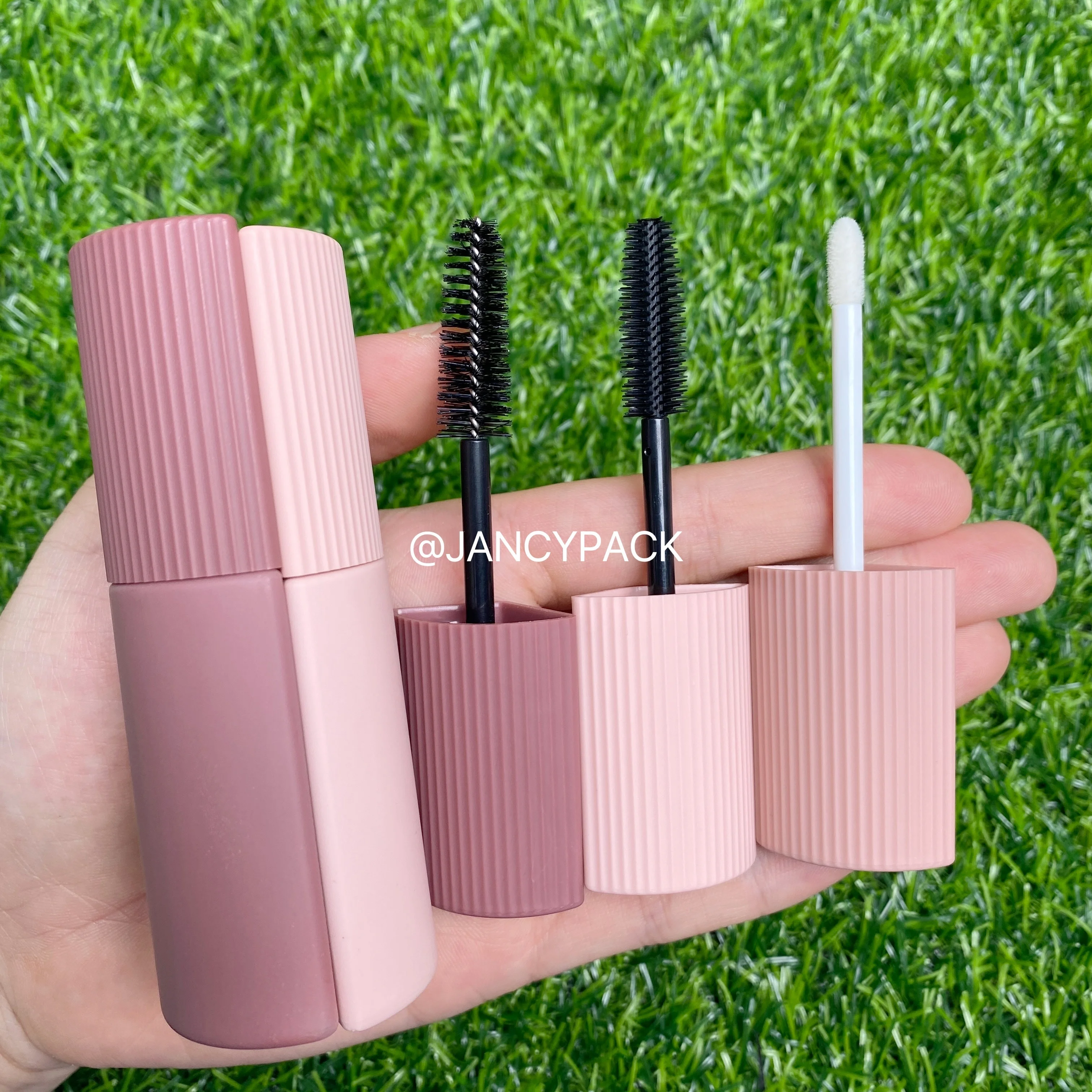 Unique 3 in 1 magnetic mascara liquid eyeliner bottle eyebrow gel tubes new mascara plastic eyelash growth serum container