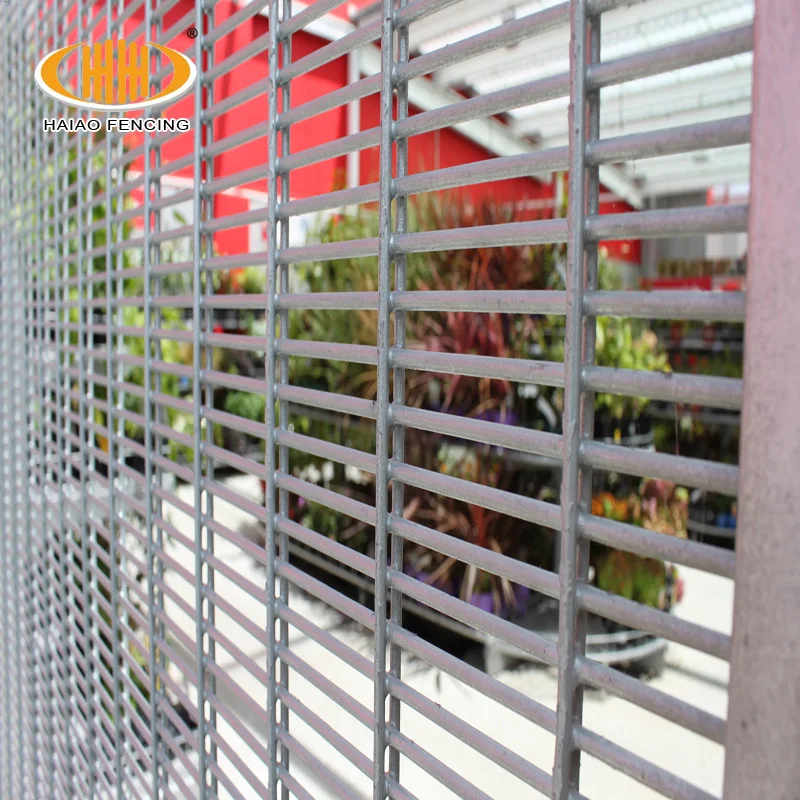 Hot sale black anti climb 358 wire mesh prison security fence with barbed razor wire for wall