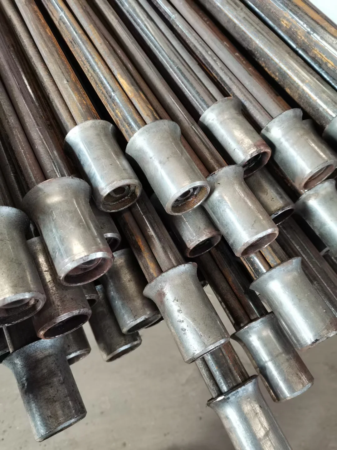 swellex rock bolts Hydraulic Expansion Friction Bolts for slope stability Underground Tunnel Arch split set rock bolts