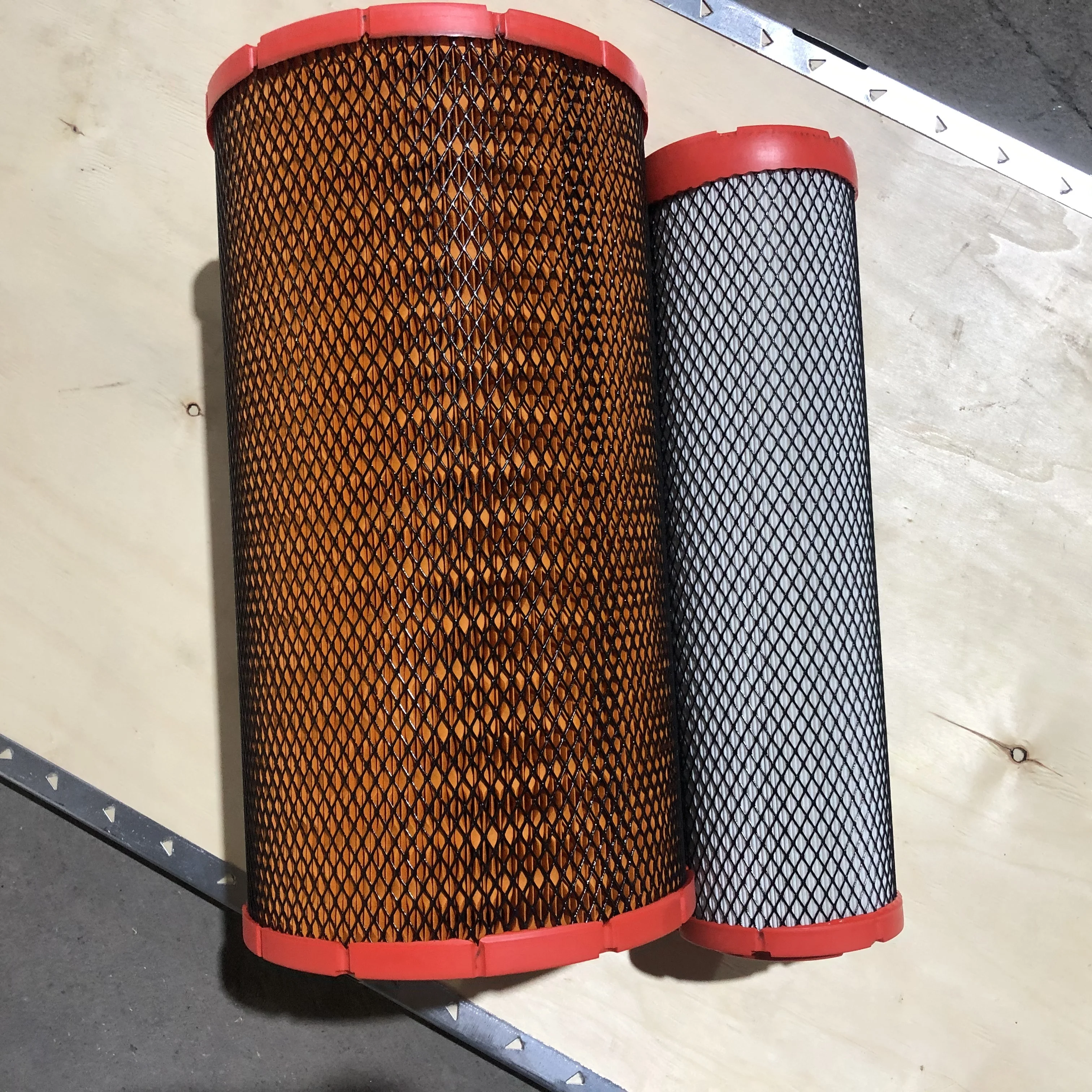 WP6G125E22 engine air filter insert 13065627 4110002852014
