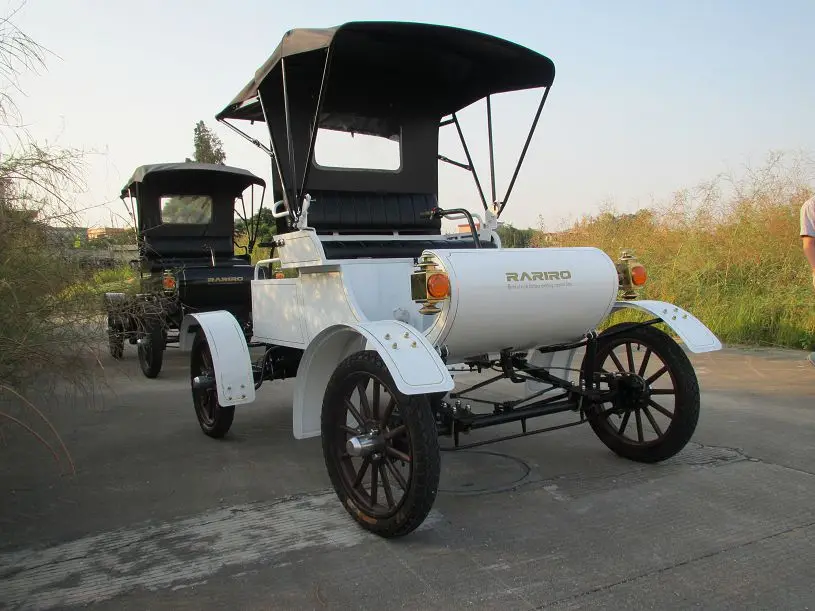 Antique car special sightseeing vehicle for sale