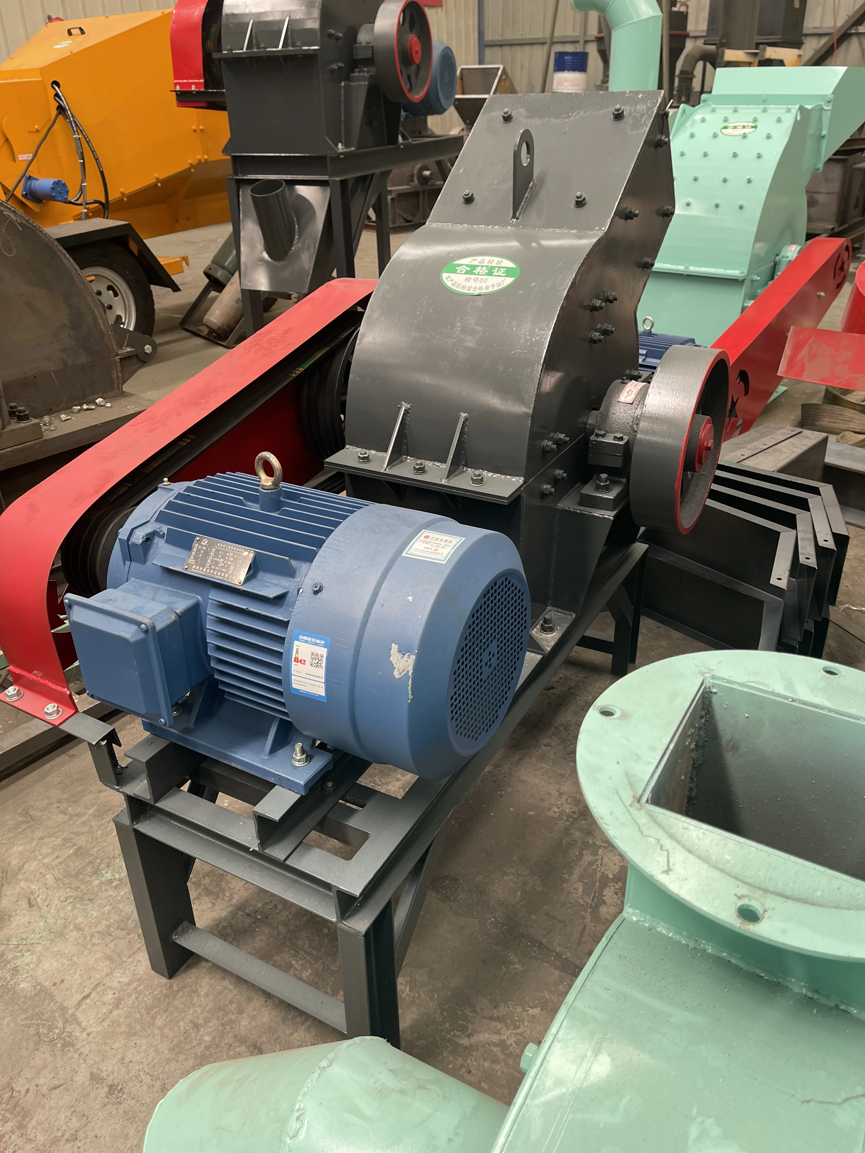 Mobile Stone Sand Making Crusher Cobblestone Hammer Crusher Manufacturer