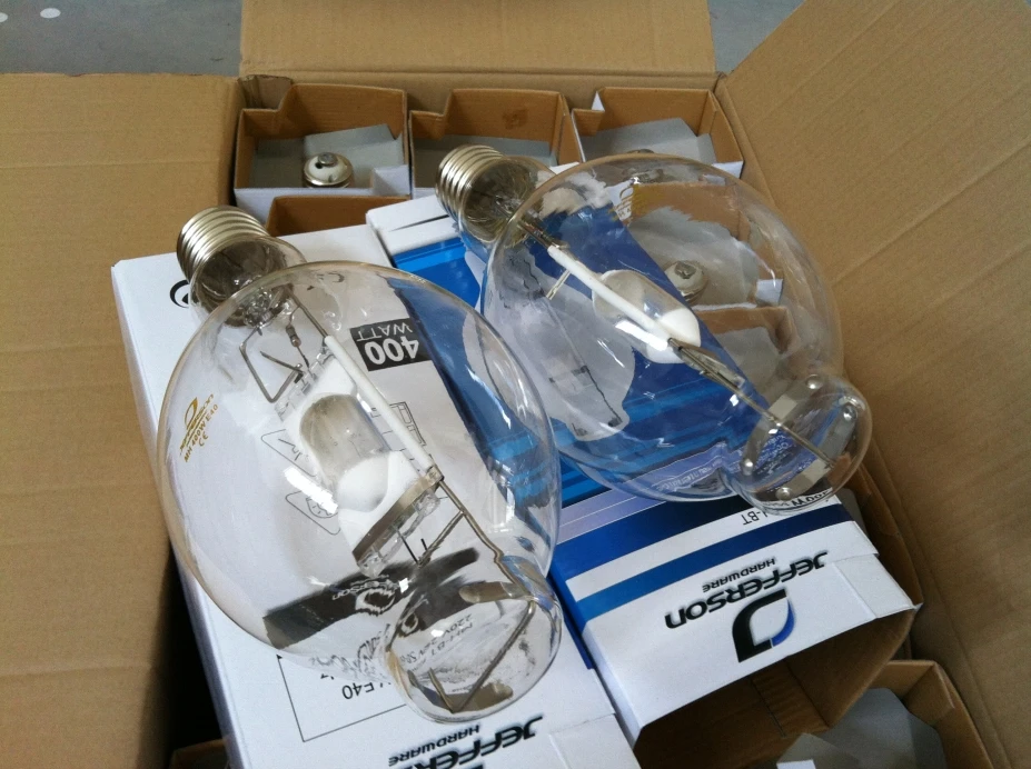 Multi-Vapor Quartz Metal halide lamp ED28 MVR250/U High intensity discharge lamps E39