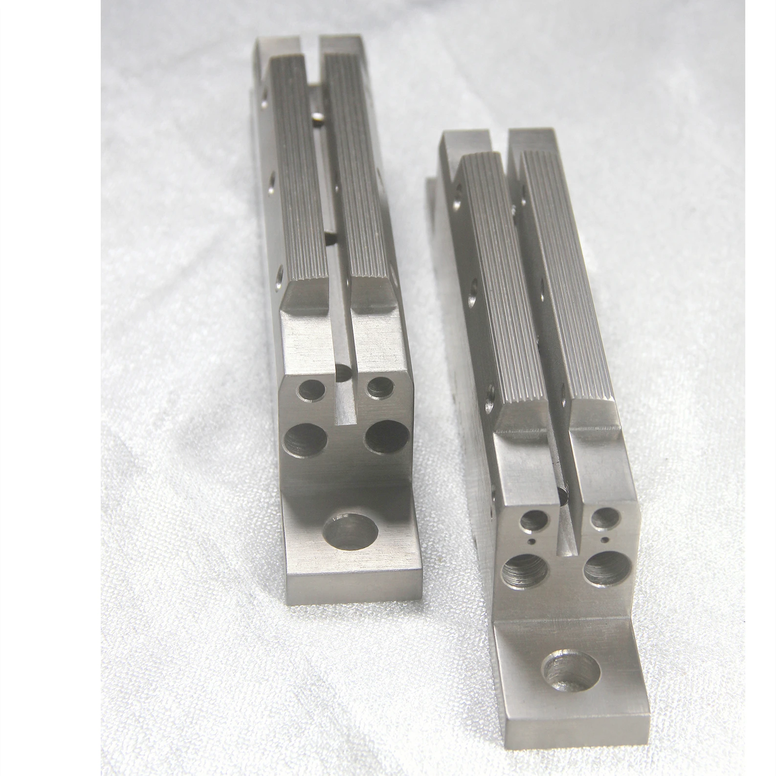 New Model Full Grinding High Speed Sealing Jaws  Bag Sealing Clip