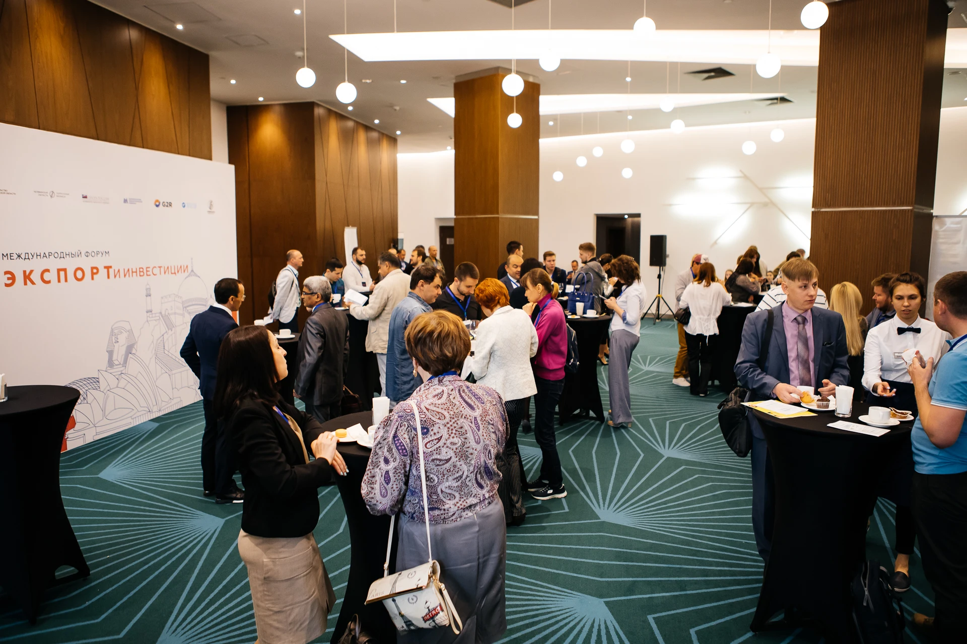 
Virtual Exhibition Participation in Reality and Online service in Russia 