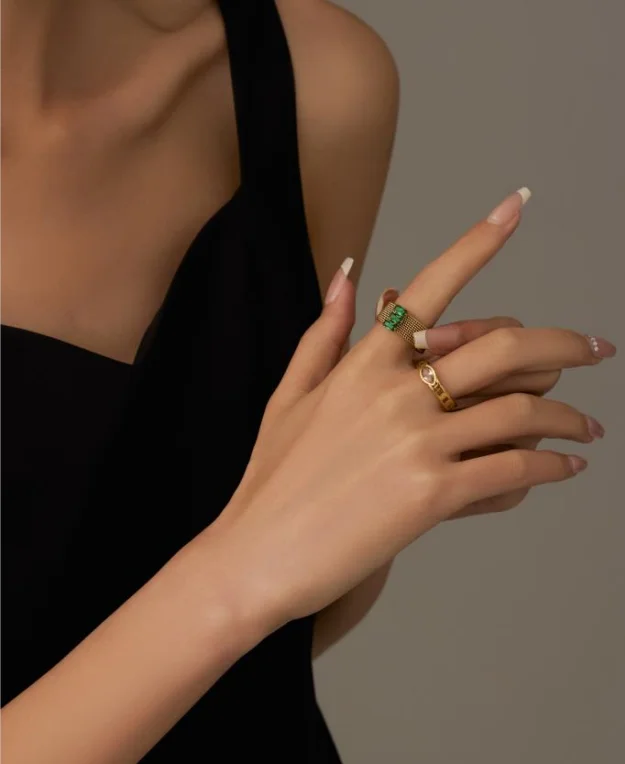 18K Gold Plated Hollow Ring Waterproof Jewelry Gemstone Stainless Steel Ring Fashion Curb Chain Ring