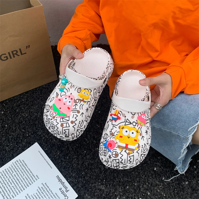 New net red step on the poo feeling baotou slippers female wearing clogs summer platform increase beach sandals male wholesale